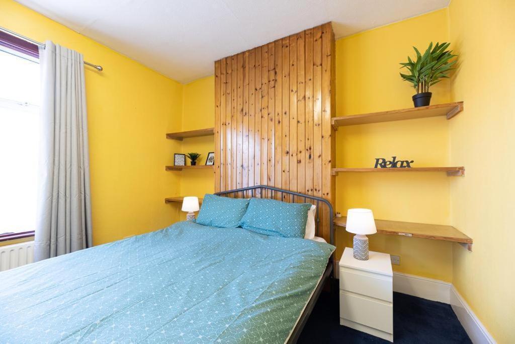 Barking Road Comfy House Apartment London Exterior photo