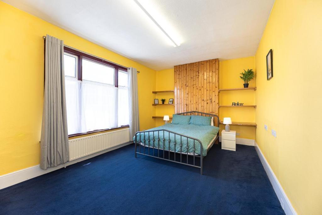 Barking Road Comfy House Apartment London Exterior photo